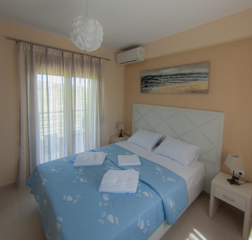 Ianthi Maisonettes Nea Roda Exterior foto